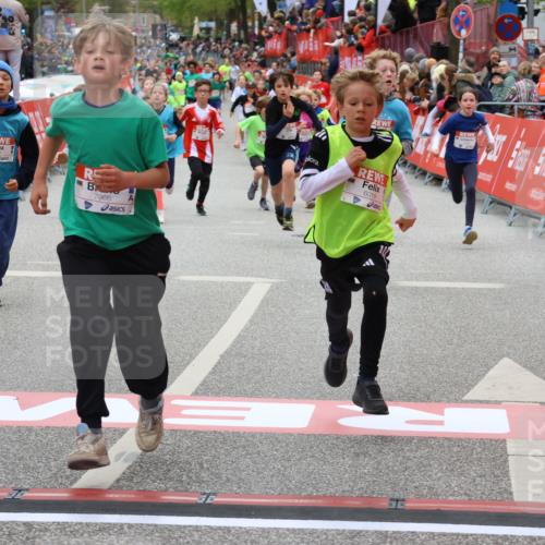 25.04.2026 - Das Zehntel Strokosch-Dieckow http://msf.ph/oto/9579972 25.04.2026 10:53:06 Ziel 5009, 5241, 5569, 5781, 6009, 6019, 6153, 6155, 6766, 6869, 7162, 7749, 7966, 5009, 5241, 5569, 5781, 6009, 6019, 6153, 6155, 6766, 6869, 7162, 7749, 7966 meine-sportfotos.de