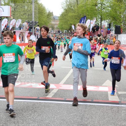 25.04.2026 - Das Zehntel Strokosch-Dieckow http://msf.ph/oto/9579982 25.04.2026 10:53:09 Ziel 5428, 5515, 5781, 6019, 6153, 6155, 6703, 6929, 7863, 7884, 7966, 5428, 5515, 5781, 6019, 6153, 6155, 6703, 6929, 7863, 7884, 7966 meine-sportfotos.de