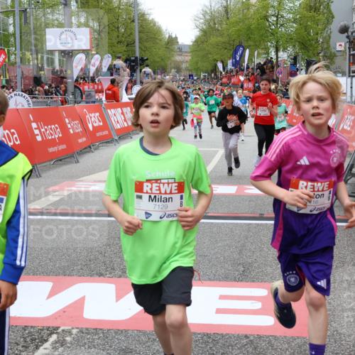 25.04.2026 - Das Zehntel Strokosch-Dieckow http://msf.ph/oto/9580013 25.04.2026 10:53:14 Ziel 5428, 5515, 5751, 5781, 5800, 6019, 6080, 6144, 6155, 6428, 6703, 6826, 6929, 7116, 7129, 7180, 7197, 7863, 7884, 5428, 5515, 5751, 5781, 5800, 6019, 6080, 6144, 6155, 6428, 6703, 6826, 6929, 7116, 7129, 7180, 7197, 7863, 7884 meine-sportfotos.de