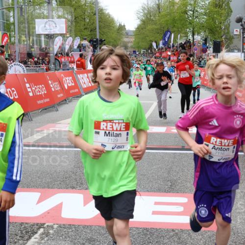 25.04.2026 - Das Zehntel Strokosch-Dieckow http://msf.ph/oto/9580015 25.04.2026 10:53:14 Ziel 5428, 5515, 5751, 5781, 5800, 6019, 6080, 6144, 6155, 6428, 6703, 6826, 6929, 7116, 7129, 7180, 7197, 7863, 7884, 5428, 5515, 5751, 5781, 5800, 6019, 6080, 6144, 6155, 6428, 6703, 6826, 6929, 7116, 7129, 7180, 7197, 7863, 7884 meine-sportfotos.de