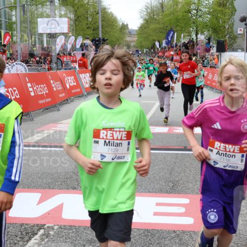 25.04.2026 - Das Zehntel Strokosch-Dieckow http://msf.ph/oto/9580017 25.04.2026 10:53:14 Ziel 5428, 5515, 5751, 5781, 5800, 6019, 6080, 6144, 6155, 6428, 6703, 6826, 6929, 7116, 7129, 7180, 7197, 7863, 7884, 5428, 5515, 5751, 5781, 5800, 6019, 6080, 6144, 6155, 6428, 6703, 6826, 6929, 7116, 7129, 7180, 7197, 7863, 7884 meine-sportfotos.de