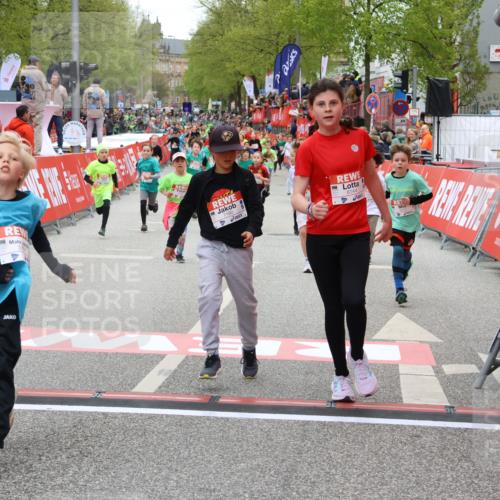 25.04.2026 - Das Zehntel Strokosch-Dieckow http://msf.ph/oto/9580024 25.04.2026 10:53:15 Ziel 5081, 5428, 5515, 5751, 5800, 6015, 6080, 6144, 6428, 6703, 6826, 6929, 7116, 7129, 7180, 7197, 7731, 7863, 7884, 5081, 5428, 5515, 5751, 5800, 6015, 6080, 6144, 6428, 6703, 6826, 6929, 7116, 7129, 7180, 7197, 7731, 7863, 7884 meine-sportfotos.de