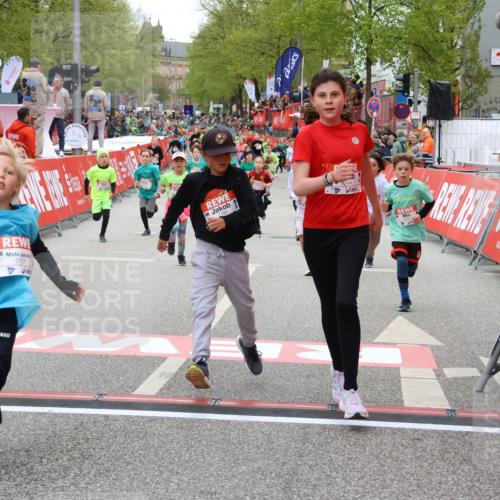 25.04.2026 - Das Zehntel Strokosch-Dieckow http://msf.ph/oto/9580026 25.04.2026 10:53:15 Ziel 5081, 5428, 5515, 5751, 5800, 6015, 6080, 6144, 6428, 6703, 6826, 6929, 7116, 7129, 7180, 7197, 7731, 7863, 7884, 5081, 5428, 5515, 5751, 5800, 6015, 6080, 6144, 6428, 6703, 6826, 6929, 7116, 7129, 7180, 7197, 7731, 7863, 7884 meine-sportfotos.de