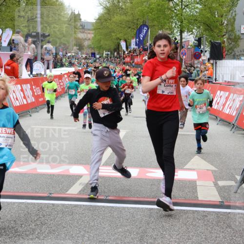 25.04.2026 - Das Zehntel Strokosch-Dieckow http://msf.ph/oto/9580028 25.04.2026 10:53:15 Ziel 5081, 5428, 5515, 5751, 5800, 6015, 6080, 6144, 6428, 6703, 6826, 6929, 7116, 7129, 7180, 7197, 7731, 7863, 7884, 5081, 5428, 5515, 5751, 5800, 6015, 6080, 6144, 6428, 6703, 6826, 6929, 7116, 7129, 7180, 7197, 7731, 7863, 7884 meine-sportfotos.de