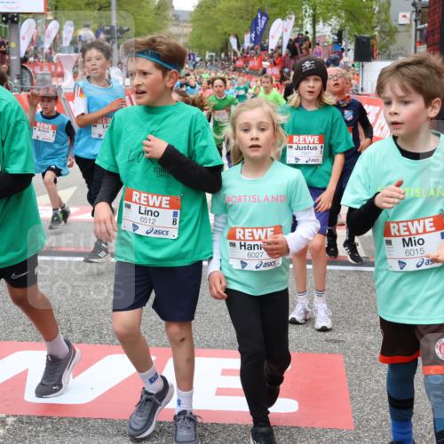 25.04.2026 - Das Zehntel Strokosch-Dieckow http://msf.ph/oto/9580118 25.04.2026 10:53:21 Ziel 5081, 5740, 5751, 5777, 5874, 6015, 6027, 6144, 6493, 6512, 7101, 7172, 7180, 7184, 7320, 7731, 7757, 7806, 7907, 8022, 8024, 8036, 5081, 5740, 5751, 5777, 5874, 6015, 6027, 6144, 6493, 6512, 7101, 7172, 7180, 7184, 7320, 7731, 7757, 7806, 7907, 8022, 8024, 8036 meine-sportfotos.de