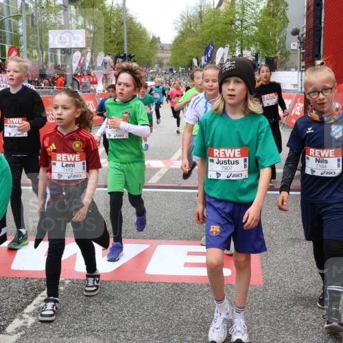25.04.2026 - Das Zehntel Strokosch-Dieckow http://msf.ph/oto/9580155 25.04.2026 10:53:23 Ziel 5081, 5092, 5100, 5450, 5740, 5777, 5874, 6015, 6027, 6493, 6512, 7101, 7172, 7184, 7320, 7731, 7757, 7806, 7907, 7930, 8022, 8024, 8036, 5081, 5092, 5100, 5450, 5740, 5777, 5874, 6015, 6027, 6493, 6512, 7101, 7172, 7184, 7320, 7731, 7757, 7806, 7907, 7930, 8022, 8024, 8036 meine-sportfotos.de