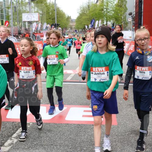 25.04.2026 - Das Zehntel Strokosch-Dieckow http://msf.ph/oto/9580165 25.04.2026 10:53:24 Ziel 5092, 5100, 5450, 5514, 5740, 5777, 5874, 6027, 6054, 6493, 6512, 6651, 7101, 7172, 7184, 7320, 7757, 7806, 7907, 7930, 8022, 8024, 8036, 5092, 5100, 5450, 5514, 5740, 5777, 5874, 6027, 6054, 6493, 6512, 6651, 7101, 7172, 7184, 7320, 7757, 7806, 7907, 7930, 8022, 8024, 8036 meine-sportfotos.de
