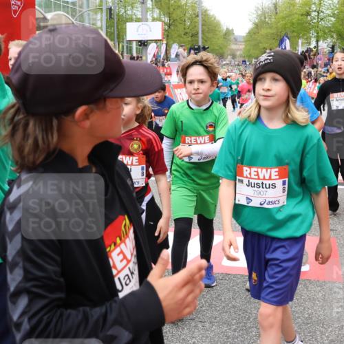 25.04.2026 - Das Zehntel Strokosch-Dieckow http://msf.ph/oto/9580182 25.04.2026 10:53:24 Ziel 5092, 5100, 5450, 5514, 5740, 5777, 5874, 6027, 6054, 6493, 6512, 6651, 7101, 7172, 7184, 7320, 7757, 7806, 7907, 7930, 8022, 8024, 8036, 5092, 5100, 5450, 5514, 5740, 5777, 5874, 6027, 6054, 6493, 6512, 6651, 7101, 7172, 7184, 7320, 7757, 7806, 7907, 7930, 8022, 8024, 8036 meine-sportfotos.de