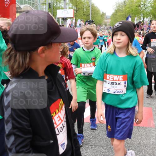 25.04.2026 - Das Zehntel Strokosch-Dieckow http://msf.ph/oto/9580187 25.04.2026 10:53:24 Ziel 5092, 5100, 5450, 5514, 5740, 5777, 5874, 6027, 6054, 6493, 6512, 6651, 7101, 7172, 7184, 7320, 7757, 7806, 7907, 7930, 8022, 8024, 8036, 5092, 5100, 5450, 5514, 5740, 5777, 5874, 6027, 6054, 6493, 6512, 6651, 7101, 7172, 7184, 7320, 7757, 7806, 7907, 7930, 8022, 8024, 8036 meine-sportfotos.de