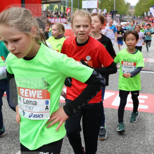 25.04.2026 - Das Zehntel Strokosch-Dieckow http://msf.ph/oto/9580312 25.04.2026 10:53:37 Ziel 5158, 5292, 5303, 5504, 5907, 6081, 6113, 6147, 6409, 6491, 6517, 6745, 6754, 6840, 7105, 7165, 7167, 7190, 7255, 7513, 7548, 7599, 7608, 7629, 7745, 7869, 7890, 7904, 5158, 5292, 5303, 5504, 5907, 6081, 6113, 6147, 6409, 6491, 6517, 6745, 6754, 6840, 7105, 7165, 7167, 7190, 7255, 7513, 7548, 7599, 7608, 7629, 7745, 7869, 7890, 7904 meine-sportfotos.de