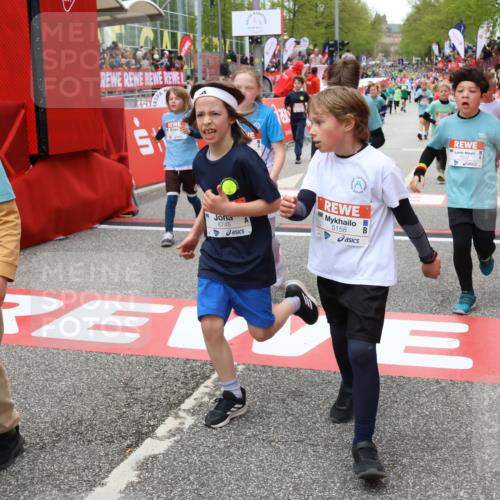 25.04.2026 - Das Zehntel Strokosch-Dieckow http://msf.ph/oto/9580356 25.04.2026 10:53:40 Ziel 5154, 5158, 5237, 5504, 5907, 6018, 6081, 6113, 6409, 6517, 6745, 7105, 7165, 7167, 7190, 7255, 7599, 7608, 7629, 7672, 7699, 7745, 7869, 5154, 5158, 5237, 5504, 5907, 6018, 6081, 6113, 6409, 6517, 6745, 7105, 7165, 7167, 7190, 7255, 7599, 7608, 7629, 7672, 7699, 7745, 7869 meine-sportfotos.de
