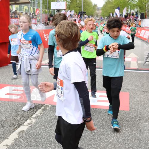 25.04.2026 - Das Zehntel Strokosch-Dieckow http://msf.ph/oto/9580370 25.04.2026 10:53:41 Ziel 5154, 5158, 5237, 5504, 5897, 5898, 5907, 6018, 6081, 6113, 6262, 6382, 6517, 6745, 7105, 7255, 7456, 7459, 7599, 7608, 7629, 7672, 7699, 7745, 5154, 5158, 5237, 5504, 5897, 5898, 5907, 6018, 6081, 6113, 6262, 6382, 6517, 6745, 7105, 7255, 7456, 7459, 7599, 7608, 7629, 7672, 7699, 7745 meine-sportfotos.de