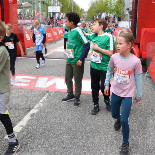 25.04.2026 - Das Zehntel Strokosch-Dieckow http://msf.ph/oto/9580446 25.04.2026 10:53:47 Ziel 5154, 5427, 5488, 5787, 5884, 5897, 5898, 5925, 5928, 6018, 6262, 6266, 6382, 6679, 7395, 7456, 7459, 7591, 7699, 7716, 7986, 5154, 5427, 5488, 5787, 5884, 5897, 5898, 5925, 5928, 6018, 6262, 6266, 6382, 6679, 7395, 7456, 7459, 7591, 7699, 7716, 7986 meine-sportfotos.de