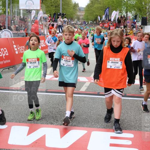 25.04.2026 - Das Zehntel Strokosch-Dieckow http://msf.ph/oto/9580483 25.04.2026 10:53:51 Ziel 5109, 5427, 5488, 5695, 5775, 5787, 5807, 5884, 5910, 5925, 5928, 6072, 6313, 6340, 7127, 7187, 7395, 7533, 7591, 7716, 7750, 7986, 5109, 5427, 5488, 5695, 5775, 5787, 5807, 5884, 5910, 5925, 5928, 6072, 6313, 6340, 7127, 7187, 7395, 7533, 7591, 7716, 7750, 7986 meine-sportfotos.de