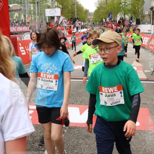 25.04.2026 - Das Zehntel Strokosch-Dieckow http://msf.ph/oto/9580551 25.04.2026 10:54:04 Ziel 5066, 5180, 5289, 5452, 5785, 5819, 5825, 5999, 6073, 6079, 6321, 6535, 6922, 7114, 7168, 7170, 7248, 7424, 7504, 7550, 7733, 7950, 8033, 5066, 5180, 5289, 5452, 5785, 5819, 5825, 5999, 6073, 6079, 6321, 6535, 6922, 7114, 7168, 7170, 7248, 7424, 7504, 7550, 7733, 7950, 8033 meine-sportfotos.de