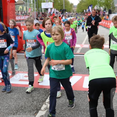 25.04.2026 - Das Zehntel Strokosch-Dieckow http://msf.ph/oto/9580638 25.04.2026 10:54:10 Ziel 5249, 5260, 5275, 5294, 5779, 5819, 5829, 5999, 6050, 6079, 6534, 6868, 7091, 7168, 7248, 7306, 7424, 7512, 7596, 7735, 7860, 8033, 5249, 5260, 5275, 5294, 5779, 5819, 5829, 5999, 6050, 6079, 6534, 6868, 7091, 7168, 7248, 7306, 7424, 7512, 7596, 7735, 7860, 8033 meine-sportfotos.de