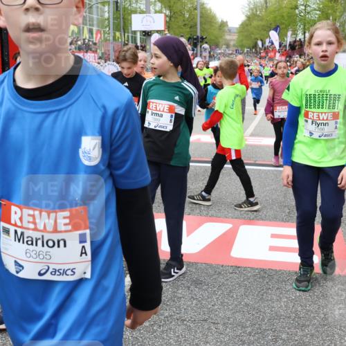25.04.2026 - Das Zehntel Strokosch-Dieckow http://msf.ph/oto/9580749 25.04.2026 10:54:21 Ziel 5278, 5279, 5317, 5570, 5701, 5710, 6311, 6365, 6450, 6744, 6750, 7109, 7166, 7247, 7312, 7678, 7703, 7829, 7881, 7889, 7916, 7917, 8048, 8049, 5278, 5279, 5317, 5570, 5701, 5710, 6311, 6365, 6450, 6744, 6750, 7109, 7166, 7247, 7312, 7678, 7703, 7829, 7881, 7889, 7916, 7917, 8048, 8049 meine-sportfotos.de