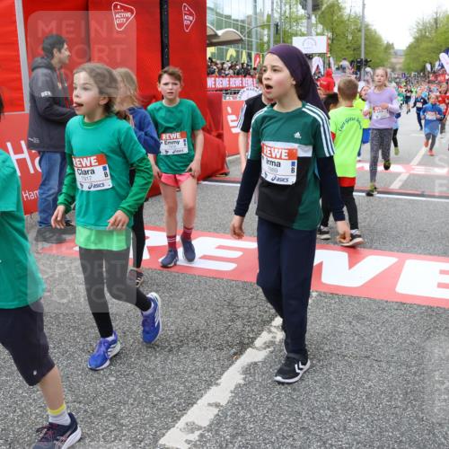 25.04.2026 - Das Zehntel Strokosch-Dieckow http://msf.ph/oto/9580760 25.04.2026 10:54:22 Ziel 5278, 5279, 5317, 5570, 5701, 5710, 6229, 6311, 6365, 6744, 6750, 7109, 7166, 7245, 7247, 7312, 7540, 7544, 7652, 7678, 7703, 7829, 7881, 7889, 7916, 7917, 8048, 8049, 5278, 5279, 5317, 5570, 5701, 5710, 6229, 6311, 6365, 6744, 6750, 7109, 7166, 7245, 7247, 7312, 7540, 7544, 7652, 7678, 7703, 7829, 7881, 7889, 7916, 7917, 8048, 8049 meine-sportfotos.de