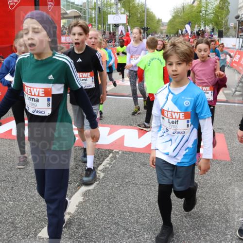 25.04.2026 - Das Zehntel Strokosch-Dieckow http://msf.ph/oto/9580782 25.04.2026 10:54:22 Ziel 5278, 5279, 5317, 5570, 5701, 5710, 6229, 6311, 6365, 6744, 6750, 7109, 7166, 7245, 7247, 7312, 7540, 7544, 7652, 7678, 7703, 7829, 7881, 7889, 7916, 7917, 8048, 8049, 5278, 5279, 5317, 5570, 5701, 5710, 6229, 6311, 6365, 6744, 6750, 7109, 7166, 7245, 7247, 7312, 7540, 7544, 7652, 7678, 7703, 7829, 7881, 7889, 7916, 7917, 8048, 8049 meine-sportfotos.de