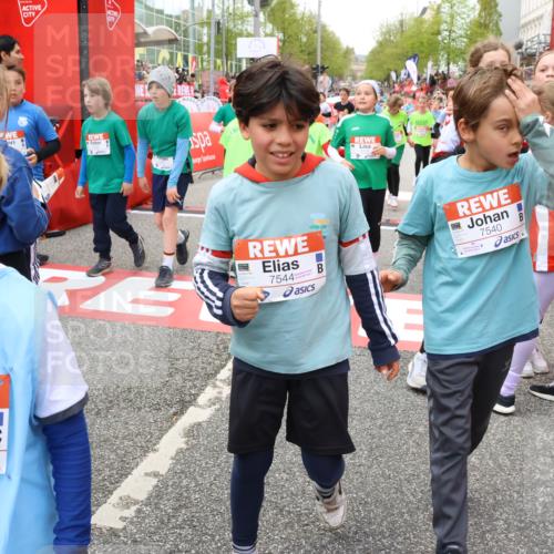 25.04.2026 - Das Zehntel Strokosch-Dieckow http://msf.ph/oto/9580858 25.04.2026 10:54:29 Ziel 5269, 5318, 5324, 5529, 5570, 5701, 6028, 6166, 6229, 6237, 6244, 6311, 6363, 6763, 6928, 7093, 7106, 7181, 7185, 7245, 7247, 7540, 7544, 7652, 7678, 7829, 7839, 7885, 7896, 7899, 5269, 5318, 5324, 5529, 5570, 5701, 6028, 6166, 6229, 6237, 6244, 6311, 6363, 6763, 6928, 7093, 7106, 7181, 7185, 7245, 7247, 7540, 7544, 7652, 7678, 7829, 7839, 7885, 7896, 7899 meine-sportfotos.de