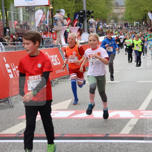 25.04.2026 - Das Zehntel Strokosch-Dieckow http://msf.ph/oto/9581099 25.04.2026 10:56:56 Ziel 5080, 5156, 5270, 5319, 5495, 5692, 5711, 6164, 6189, 6475, 6705, 6842, 6875, 6918, 6939, 6946, 7074, 7203, 7226, 7250, 7310, 7317, 7389, 7638, 7821, 7878, 5080, 5156, 5270, 5319, 5495, 5692, 5711, 6164, 6189, 6475, 6705, 6842, 6875, 6918, 6939, 6946, 7074, 7203, 7226, 7250, 7310, 7317, 7389, 7638, 7821, 7878 meine-sportfotos.de