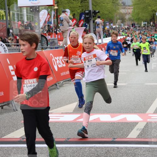 25.04.2026 - Das Zehntel Strokosch-Dieckow http://msf.ph/oto/9581108 25.04.2026 10:56:56 Ziel 5080, 5156, 5270, 5319, 5495, 5692, 5711, 6164, 6189, 6475, 6705, 6842, 6875, 6918, 6939, 6946, 7074, 7203, 7226, 7250, 7310, 7317, 7389, 7638, 7821, 7878, 5080, 5156, 5270, 5319, 5495, 5692, 5711, 6164, 6189, 6475, 6705, 6842, 6875, 6918, 6939, 6946, 7074, 7203, 7226, 7250, 7310, 7317, 7389, 7638, 7821, 7878 meine-sportfotos.de