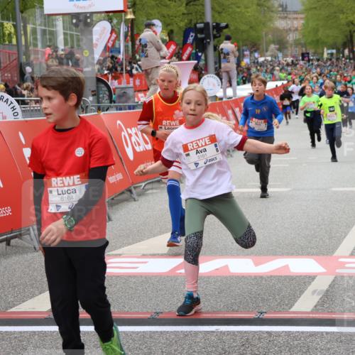 25.04.2026 - Das Zehntel Strokosch-Dieckow http://msf.ph/oto/9581113 25.04.2026 10:56:56 Ziel 5080, 5156, 5270, 5319, 5495, 5692, 5711, 6164, 6189, 6475, 6705, 6842, 6875, 6918, 6939, 6946, 7074, 7203, 7226, 7250, 7310, 7317, 7389, 7638, 7821, 7878, 5080, 5156, 5270, 5319, 5495, 5692, 5711, 6164, 6189, 6475, 6705, 6842, 6875, 6918, 6939, 6946, 7074, 7203, 7226, 7250, 7310, 7317, 7389, 7638, 7821, 7878 meine-sportfotos.de
