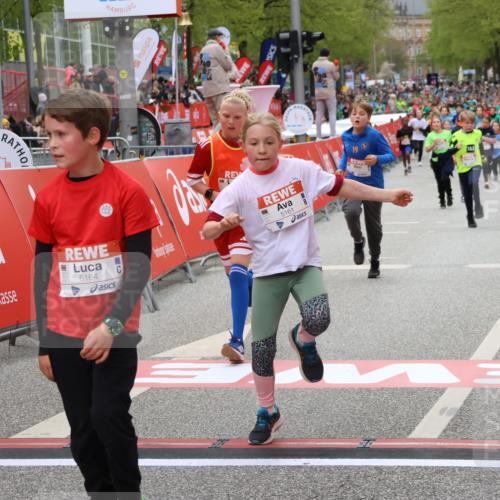 25.04.2026 - Das Zehntel Strokosch-Dieckow http://msf.ph/oto/9581118 25.04.2026 10:56:56 Ziel 5080, 5156, 5270, 5319, 5495, 5692, 5711, 6164, 6189, 6475, 6705, 6842, 6875, 6918, 6939, 6946, 7074, 7203, 7226, 7250, 7310, 7317, 7389, 7638, 7821, 7878, 5080, 5156, 5270, 5319, 5495, 5692, 5711, 6164, 6189, 6475, 6705, 6842, 6875, 6918, 6939, 6946, 7074, 7203, 7226, 7250, 7310, 7317, 7389, 7638, 7821, 7878 meine-sportfotos.de