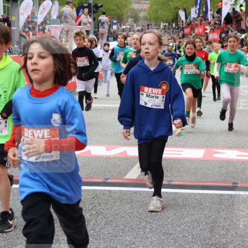 25.04.2026 - Das Zehntel Strokosch-Dieckow http://msf.ph/oto/9581278 25.04.2026 10:57:06 Ziel 5017, 5161, 5412, 5480, 5585, 5870, 5896, 6157, 6293, 6300, 6301, 6307, 6495, 6515, 6702, 6761, 6980, 7047, 7053, 7309, 7326, 7363, 7508, 7943, 8012, 8028, 8034, 5017, 5161, 5412, 5480, 5585, 5870, 5896, 6157, 6293, 6300, 6301, 6307, 6495, 6515, 6702, 6761, 6980, 7047, 7053, 7309, 7326, 7363, 7508, 7943, 8012, 8028, 8034 meine-sportfotos.de