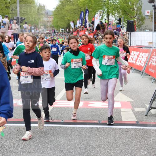 25.04.2026 - Das Zehntel Strokosch-Dieckow http://msf.ph/oto/9581288 25.04.2026 10:57:07 Ziel 5017, 5161, 5412, 5480, 5585, 5784, 5870, 5896, 6157, 6293, 6300, 6301, 6307, 6495, 6515, 6702, 6761, 6980, 7047, 7309, 7326, 7363, 7508, 7605, 7818, 7943, 8012, 8028, 8034, 8038, 5017, 5161, 5412, 5480, 5585, 5784, 5870, 5896, 6157, 6293, 6300, 6301, 6307, 6495, 6515, 6702, 6761, 6980, 7047, 7309, 7326, 7363, 7508, 7605, 7818, 7943, 8012, 8028, 8034, 8038 meine-sportfotos.de