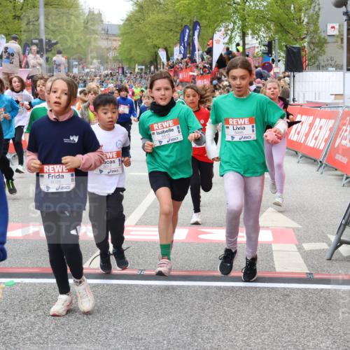 25.04.2026 - Das Zehntel Strokosch-Dieckow http://msf.ph/oto/9581299 25.04.2026 10:57:07 Ziel 5017, 5161, 5412, 5480, 5585, 5784, 5870, 5896, 6157, 6293, 6300, 6301, 6307, 6495, 6515, 6702, 6761, 6980, 7047, 7309, 7326, 7363, 7508, 7605, 7818, 7943, 8012, 8028, 8034, 8038, 5017, 5161, 5412, 5480, 5585, 5784, 5870, 5896, 6157, 6293, 6300, 6301, 6307, 6495, 6515, 6702, 6761, 6980, 7047, 7309, 7326, 7363, 7508, 7605, 7818, 7943, 8012, 8028, 8034, 8038 meine-sportfotos.de