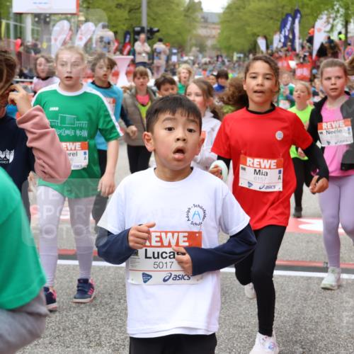 25.04.2026 - Das Zehntel Strokosch-Dieckow http://msf.ph/oto/9581326 25.04.2026 10:57:09 Ziel 5003, 5017, 5167, 5239, 5268, 5412, 5434, 5449, 5585, 5601, 5783, 5784, 5870, 5896, 6085, 6157, 6293, 6300, 6301, 6307, 6495, 6515, 6702, 6980, 7047, 7309, 7326, 7605, 7632, 7818, 7943, 8028, 8034, 8038, 5003, 5017, 5167, 5239, 5268, 5412, 5434, 5449, 5585, 5601, 5783, 5784, 5870, 5896, 6085, 6157, 6293, 6300, 6301, 6307, 6495, 6515, 6702, 6980, 7047, 7309, 7326, 7605, 7632, 7818, 7943, 8028, 8034, 8038 meine-sportfotos.de