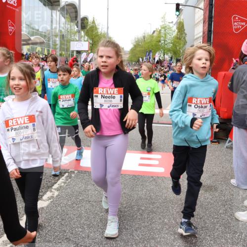25.04.2026 - Das Zehntel Strokosch-Dieckow http://msf.ph/oto/9581374 25.04.2026 10:57:11 Ziel 5003, 5017, 5167, 5239, 5268, 5412, 5426, 5434, 5449, 5585, 5601, 5783, 5784, 5870, 5896, 5904, 6085, 6157, 6293, 6300, 6301, 6495, 6506, 6515, 6702, 6980, 7326, 7390, 7498, 7552, 7555, 7605, 7632, 7818, 7943, 8028, 8034, 8038, 5003, 5017, 5167, 5239, 5268, 5412, 5426, 5434, 5449, 5585, 5601, 5783, 5784, 5870, 5896, 5904, 6085, 6157, 6293, 6300, 6301, 6495, 6506, 6515, 6702, 6980, 7326, 7390, 7498, 7552, 7555, 7605, 7632, 7818, 7943, 8028, 8034, 8038 meine-sportfotos.de