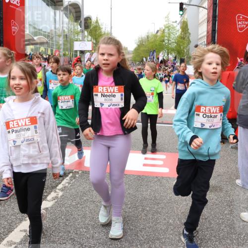25.04.2026 - Das Zehntel Strokosch-Dieckow http://msf.ph/oto/9581379 25.04.2026 10:57:11 Ziel 5003, 5017, 5167, 5239, 5268, 5412, 5426, 5434, 5449, 5585, 5601, 5783, 5784, 5870, 5896, 5904, 6085, 6157, 6293, 6300, 6301, 6495, 6506, 6515, 6702, 6980, 7326, 7390, 7498, 7552, 7555, 7605, 7632, 7818, 7943, 8028, 8034, 8038, 5003, 5017, 5167, 5239, 5268, 5412, 5426, 5434, 5449, 5585, 5601, 5783, 5784, 5870, 5896, 5904, 6085, 6157, 6293, 6300, 6301, 6495, 6506, 6515, 6702, 6980, 7326, 7390, 7498, 7552, 7555, 7605, 7632, 7818, 7943, 8028, 8034, 8038 meine-sportfotos.de