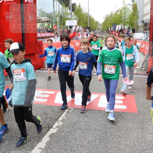 25.04.2026 - Das Zehntel Strokosch-Dieckow http://msf.ph/oto/9581506 25.04.2026 10:57:16 Ziel 5003, 5167, 5239, 5268, 5277, 5426, 5434, 5449, 5509, 5601, 5671, 5760, 5783, 5828, 5904, 6085, 6504, 6506, 6558, 6675, 7316, 7328, 7390, 7498, 7552, 7555, 7574, 7632, 7988, 5003, 5167, 5239, 5268, 5277, 5426, 5434, 5449, 5509, 5601, 5671, 5760, 5783, 5828, 5904, 6085, 6504, 6506, 6558, 6675, 7316, 7328, 7390, 7498, 7552, 7555, 7574, 7632, 7988 meine-sportfotos.de