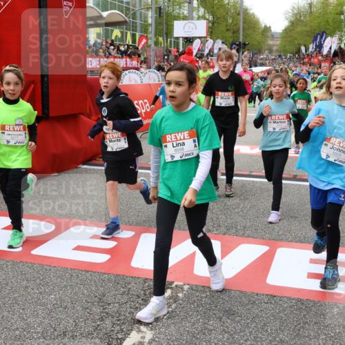 25.04.2026 - Das Zehntel Strokosch-Dieckow http://msf.ph/oto/9581560 25.04.2026 10:57:18 Ziel 5264, 5267, 5277, 5426, 5509, 5523, 5671, 5760, 5828, 5894, 5904, 6082, 6504, 6506, 6558, 6665, 6672, 6675, 6816, 7316, 7328, 7390, 7498, 7552, 7555, 7574, 7988, 5264, 5267, 5277, 5426, 5509, 5523, 5671, 5760, 5828, 5894, 5904, 6082, 6504, 6506, 6558, 6665, 6672, 6675, 6816, 7316, 7328, 7390, 7498, 7552, 7555, 7574, 7988 meine-sportfotos.de