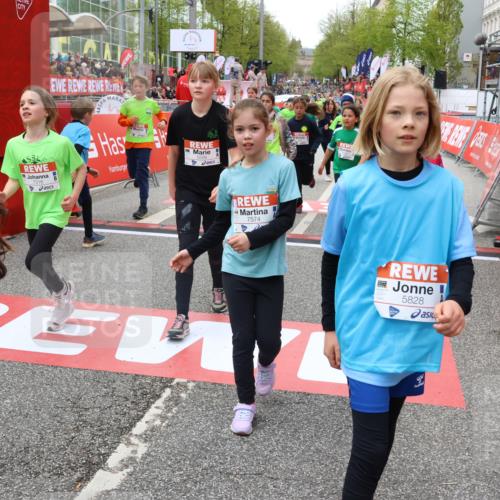 25.04.2026 - Das Zehntel Strokosch-Dieckow http://msf.ph/oto/9581650 25.04.2026 10:57:19 Ziel 5264, 5267, 5277, 5426, 5509, 5523, 5671, 5760, 5828, 5894, 5904, 5909, 6082, 6504, 6506, 6558, 6665, 6672, 6675, 6816, 7316, 7328, 7498, 7552, 7555, 7574, 7978, 7988, 5264, 5267, 5277, 5426, 5509, 5523, 5671, 5760, 5828, 5894, 5904, 5909, 6082, 6504, 6506, 6558, 6665, 6672, 6675, 6816, 7316, 7328, 7498, 7552, 7555, 7574, 7978, 7988 meine-sportfotos.de