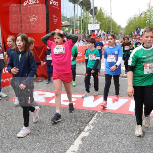 25.04.2026 - Das Zehntel Strokosch-Dieckow http://msf.ph/oto/9581913 25.04.2026 10:57:26 Ziel 5264, 5267, 5284, 5305, 5469, 5534, 5557, 5559, 5894, 5909, 6082, 6187, 6207, 6230, 6360, 6477, 6482, 6488, 6665, 6734, 6818, 7052, 7211, 7429, 7978, 8043, 8045, 5264, 5267, 5284, 5305, 5469, 5534, 5557, 5559, 5894, 5909, 6082, 6187, 6207, 6230, 6360, 6477, 6482, 6488, 6665, 6734, 6818, 7052, 7211, 7429, 7978, 8043, 8045 meine-sportfotos.de
