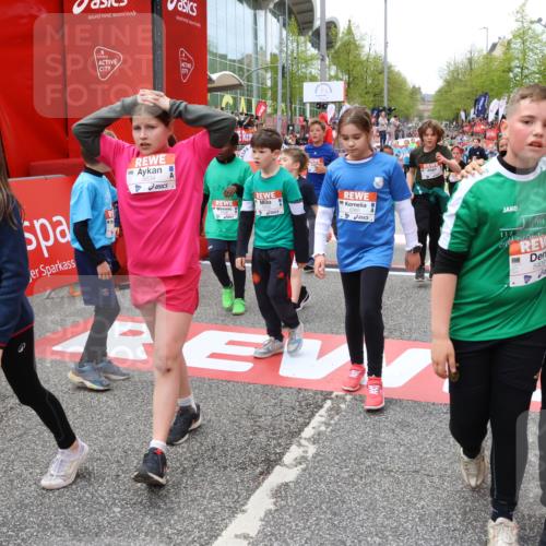 25.04.2026 - Das Zehntel Strokosch-Dieckow http://msf.ph/oto/9581992 25.04.2026 10:57:26 Ziel 5264, 5267, 5284, 5305, 5469, 5534, 5557, 5559, 5894, 5909, 6082, 6187, 6207, 6230, 6360, 6477, 6482, 6488, 6665, 6734, 6818, 7052, 7211, 7429, 7978, 8043, 8045, 5264, 5267, 5284, 5305, 5469, 5534, 5557, 5559, 5894, 5909, 6082, 6187, 6207, 6230, 6360, 6477, 6482, 6488, 6665, 6734, 6818, 7052, 7211, 7429, 7978, 8043, 8045 meine-sportfotos.de