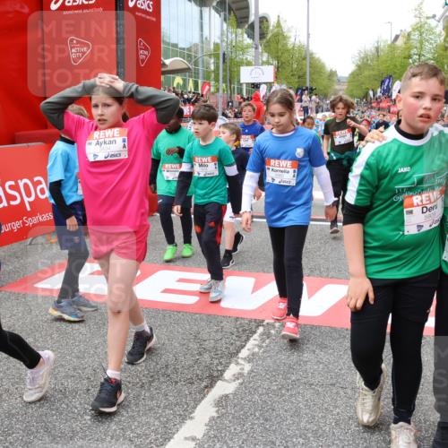 25.04.2026 - Das Zehntel Strokosch-Dieckow http://msf.ph/oto/9582004 25.04.2026 10:57:26 Ziel 5264, 5267, 5284, 5305, 5469, 5534, 5557, 5559, 5894, 5909, 6082, 6187, 6207, 6230, 6360, 6477, 6482, 6488, 6665, 6734, 6818, 7052, 7211, 7429, 7978, 8043, 8045, 5264, 5267, 5284, 5305, 5469, 5534, 5557, 5559, 5894, 5909, 6082, 6187, 6207, 6230, 6360, 6477, 6482, 6488, 6665, 6734, 6818, 7052, 7211, 7429, 7978, 8043, 8045 meine-sportfotos.de
