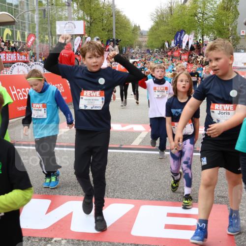 25.04.2026 - Das Zehntel Strokosch-Dieckow http://msf.ph/oto/9582137 25.04.2026 10:57:31 Ziel 5000, 5258, 5284, 5469, 5557, 5559, 5567, 5571, 5746, 5749, 5764, 5855, 5856, 6230, 6279, 6477, 6482, 6697, 6818, 6859, 7027, 7120, 7141, 7405, 8043, 8045, 5000, 5258, 5284, 5469, 5557, 5559, 5567, 5571, 5746, 5749, 5764, 5855, 5856, 6230, 6279, 6477, 6482, 6697, 6818, 6859, 7027, 7120, 7141, 7405, 8043, 8045 meine-sportfotos.de