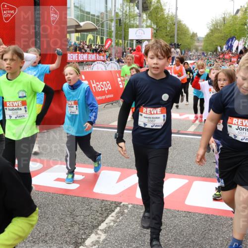 25.04.2026 - Das Zehntel Strokosch-Dieckow http://msf.ph/oto/9582204 25.04.2026 10:57:32 Ziel 5000, 5258, 5284, 5469, 5567, 5571, 5746, 5749, 5764, 5855, 5856, 6230, 6279, 6477, 6482, 6645, 6697, 6716, 6756, 6818, 6859, 7027, 7120, 7141, 7405, 8043, 8045, 5000, 5258, 5284, 5469, 5567, 5571, 5746, 5749, 5764, 5855, 5856, 6230, 6279, 6477, 6482, 6645, 6697, 6716, 6756, 6818, 6859, 7027, 7120, 7141, 7405, 8043, 8045 meine-sportfotos.de