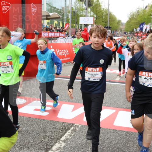 25.04.2026 - Das Zehntel Strokosch-Dieckow http://msf.ph/oto/9582217 25.04.2026 10:57:32 Ziel 5000, 5258, 5284, 5469, 5567, 5571, 5746, 5749, 5764, 5855, 5856, 6230, 6279, 6477, 6482, 6645, 6697, 6716, 6756, 6818, 6859, 7027, 7120, 7141, 7405, 8043, 8045, 5000, 5258, 5284, 5469, 5567, 5571, 5746, 5749, 5764, 5855, 5856, 6230, 6279, 6477, 6482, 6645, 6697, 6716, 6756, 6818, 6859, 7027, 7120, 7141, 7405, 8043, 8045 meine-sportfotos.de
