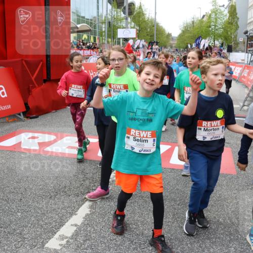 25.04.2026 - Das Zehntel Strokosch-Dieckow http://msf.ph/oto/9582439 25.04.2026 10:57:38 Ziel 5102, 5657, 5661, 5708, 5764, 5813, 5855, 6416, 6502, 6619, 6627, 6628, 6637, 6644, 6645, 6652, 6655, 6697, 6716, 6755, 6756, 6882, 6916, 7120, 7141, 7405, 7522, 7527, 7665, 8013, 8035, 5102, 5657, 5661, 5708, 5764, 5813, 5855, 6416, 6502, 6619, 6627, 6628, 6637, 6644, 6645, 6652, 6655, 6697, 6716, 6755, 6756, 6882, 6916, 7120, 7141, 7405, 7522, 7527, 7665, 8013, 8035 meine-sportfotos.de