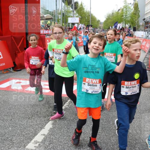 25.04.2026 - Das Zehntel Strokosch-Dieckow http://msf.ph/oto/9582479 25.04.2026 10:57:38 Ziel 5102, 5657, 5661, 5708, 5764, 5813, 5855, 6416, 6502, 6619, 6627, 6628, 6637, 6644, 6645, 6652, 6655, 6697, 6716, 6755, 6756, 6882, 6916, 7120, 7141, 7405, 7522, 7527, 7665, 8013, 8035, 5102, 5657, 5661, 5708, 5764, 5813, 5855, 6416, 6502, 6619, 6627, 6628, 6637, 6644, 6645, 6652, 6655, 6697, 6716, 6755, 6756, 6882, 6916, 7120, 7141, 7405, 7522, 7527, 7665, 8013, 8035 meine-sportfotos.de