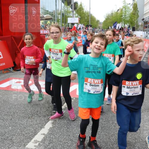 25.04.2026 - Das Zehntel Strokosch-Dieckow http://msf.ph/oto/9582491 25.04.2026 10:57:38 Ziel 5102, 5657, 5661, 5708, 5764, 5813, 5855, 6416, 6502, 6619, 6627, 6628, 6637, 6644, 6645, 6652, 6655, 6697, 6716, 6755, 6756, 6882, 6916, 7120, 7141, 7405, 7522, 7527, 7665, 8013, 8035, 5102, 5657, 5661, 5708, 5764, 5813, 5855, 6416, 6502, 6619, 6627, 6628, 6637, 6644, 6645, 6652, 6655, 6697, 6716, 6755, 6756, 6882, 6916, 7120, 7141, 7405, 7522, 7527, 7665, 8013, 8035 meine-sportfotos.de