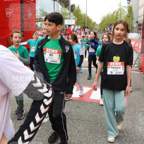 25.04.2026 - Das Zehntel Strokosch-Dieckow http://msf.ph/oto/9582874 25.04.2026 10:57:47 Ziel 3995, 5097, 5441, 5531, 5617, 5709, 5854, 5929, 6118, 6149, 6294, 6309, 6403, 6530, 6551, 6996, 7008, 7714, 7727, 7802, 7888, 7932, 3995, 5097, 5441, 5531, 5617, 5709, 5854, 5929, 6118, 6149, 6294, 6309, 6403, 6530, 6551, 6996, 7008, 7714, 7727, 7802, 7888, 7932 meine-sportfotos.de