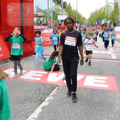 25.04.2026 - Das Zehntel Strokosch-Dieckow http://msf.ph/oto/9582931 25.04.2026 10:57:51 Ziel 5441, 5561, 5617, 5773, 5854, 5867, 5913, 5929, 6118, 6149, 6215, 6280, 6294, 6309, 6551, 6670, 6903, 6915, 6996, 7060, 7072, 7291, 7594, 7714, 7727, 7811, 5441, 5561, 5617, 5773, 5854, 5867, 5913, 5929, 6118, 6149, 6215, 6280, 6294, 6309, 6551, 6670, 6903, 6915, 6996, 7060, 7072, 7291, 7594, 7714, 7727, 7811 meine-sportfotos.de