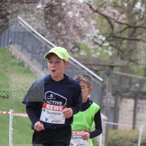 25.04.2026 - Das Zehntel Zöllner http://msf.ph/oto/9582946 25.04.2026 10:37:11 Laufen 8937, 6086 meine-sportfotos.de