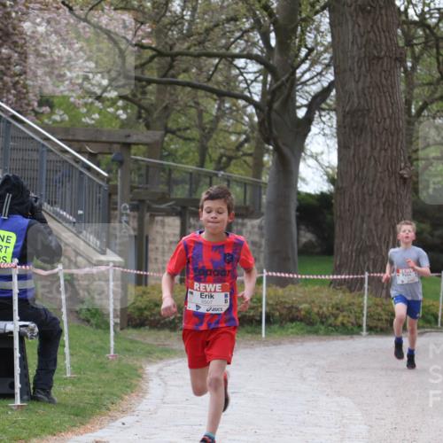 25.04.2026 - Das Zehntel Zöllner http://msf.ph/oto/9582958 25.04.2026 10:37:40 Laufen 6507 meine-sportfotos.de